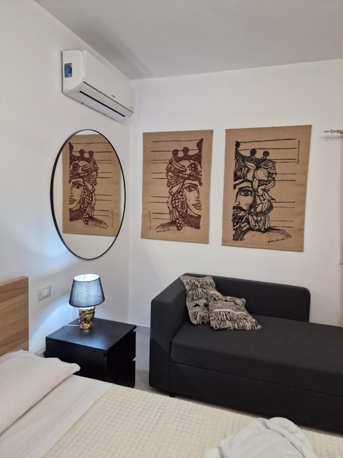 شينيسي Villa Eden, Bed And Breakfast المظهر الخارجي الصورة