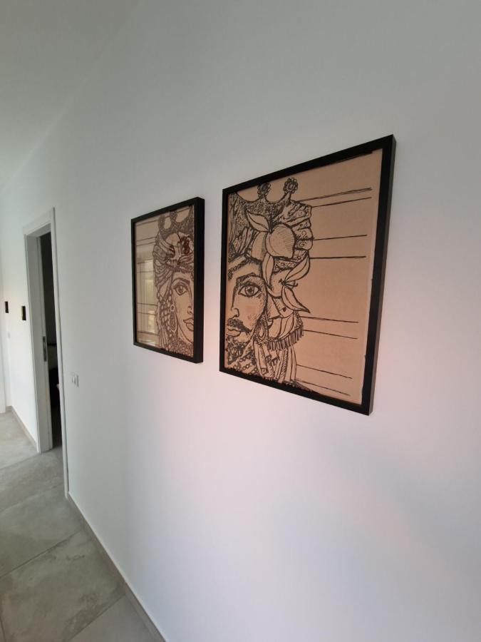 شينيسي Villa Eden, Bed And Breakfast المظهر الخارجي الصورة