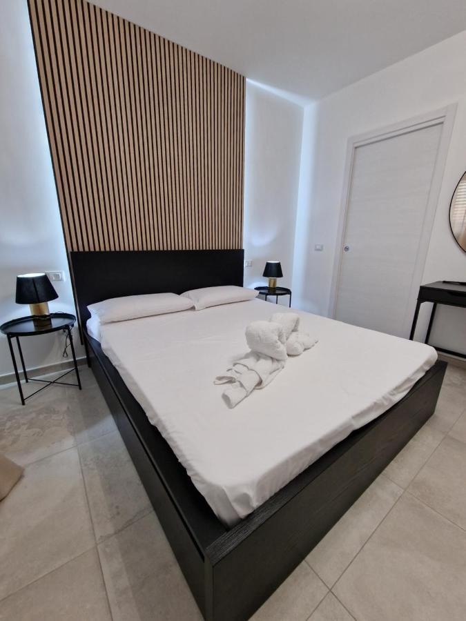 شينيسي Villa Eden, Bed And Breakfast المظهر الخارجي الصورة